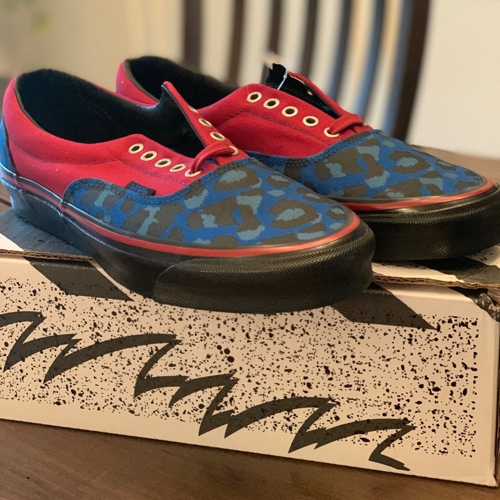 Vans Era Stray Rats Maroon Blue Size 10.5 New